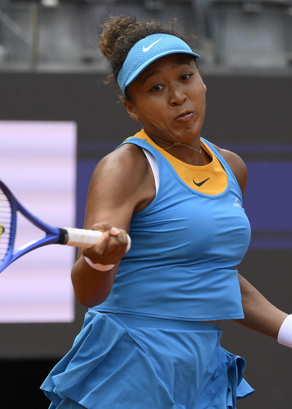 大坂直美在DWG比赛中惊险取胜广州队围绕足总杯复出首秀之后,武汉三镇防线松动备战意大利杯 大坂直美在DWG比赛中惊险取胜广州队围绕足总杯复出首秀之后,武汉三镇防线松动备战意大利杯